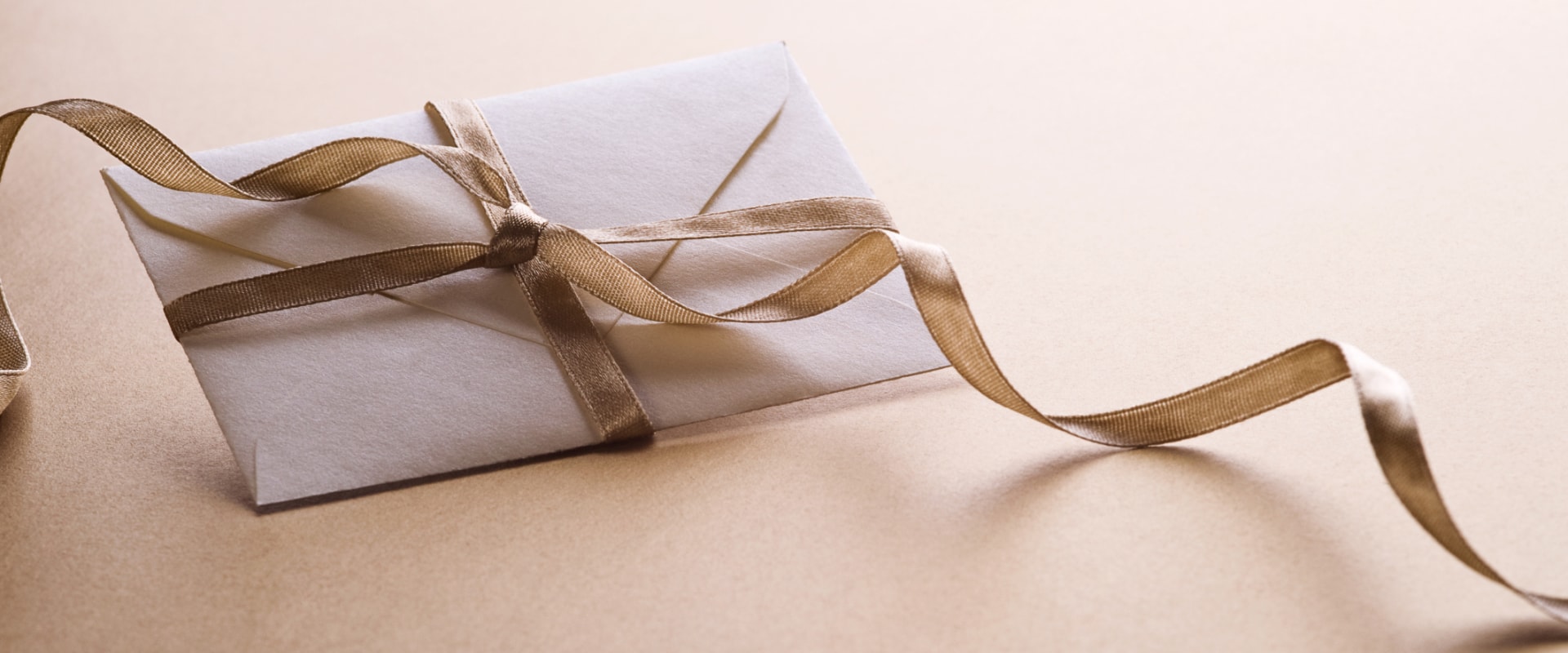 How much can you gift without reporting to irs?