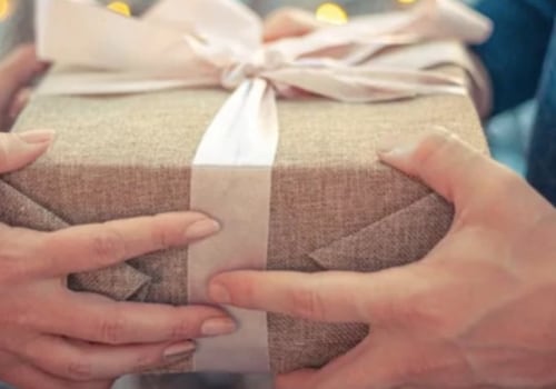 Is there a tax advantage to gifting money?
