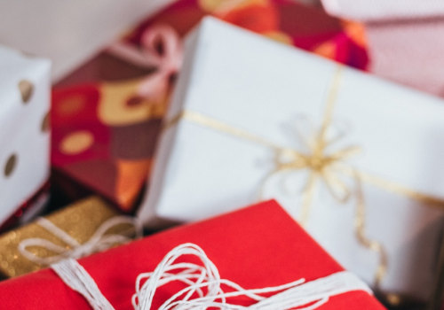 What is the 5 gift rule for christmas?
